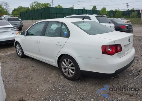 2010 Volkswagen Jetta Limited Edition from USA, damaged, VIN 3VWRZ7AJ4AM123924